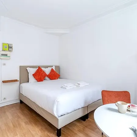 Avenue Philippe Auguste *