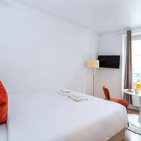 Avenue Philippe Auguste *